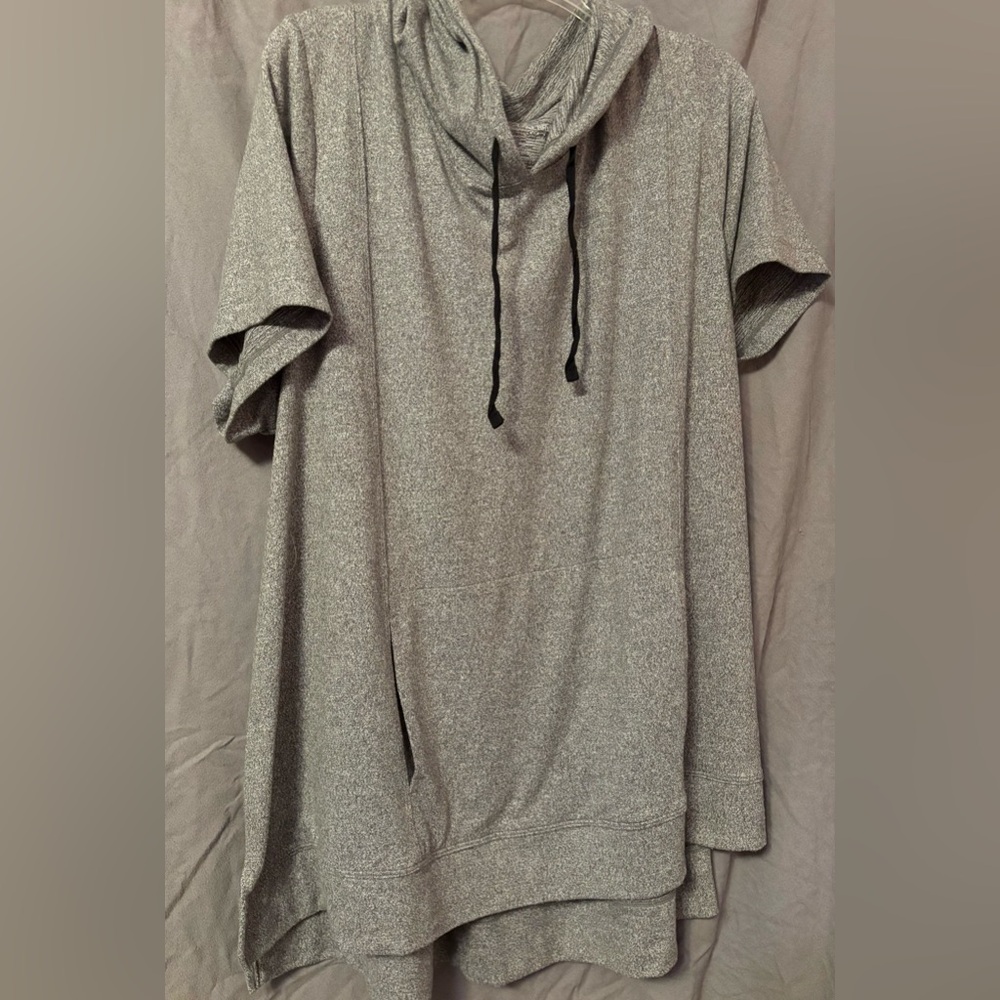 Lane Bryant Gray Short Sleeve Tee